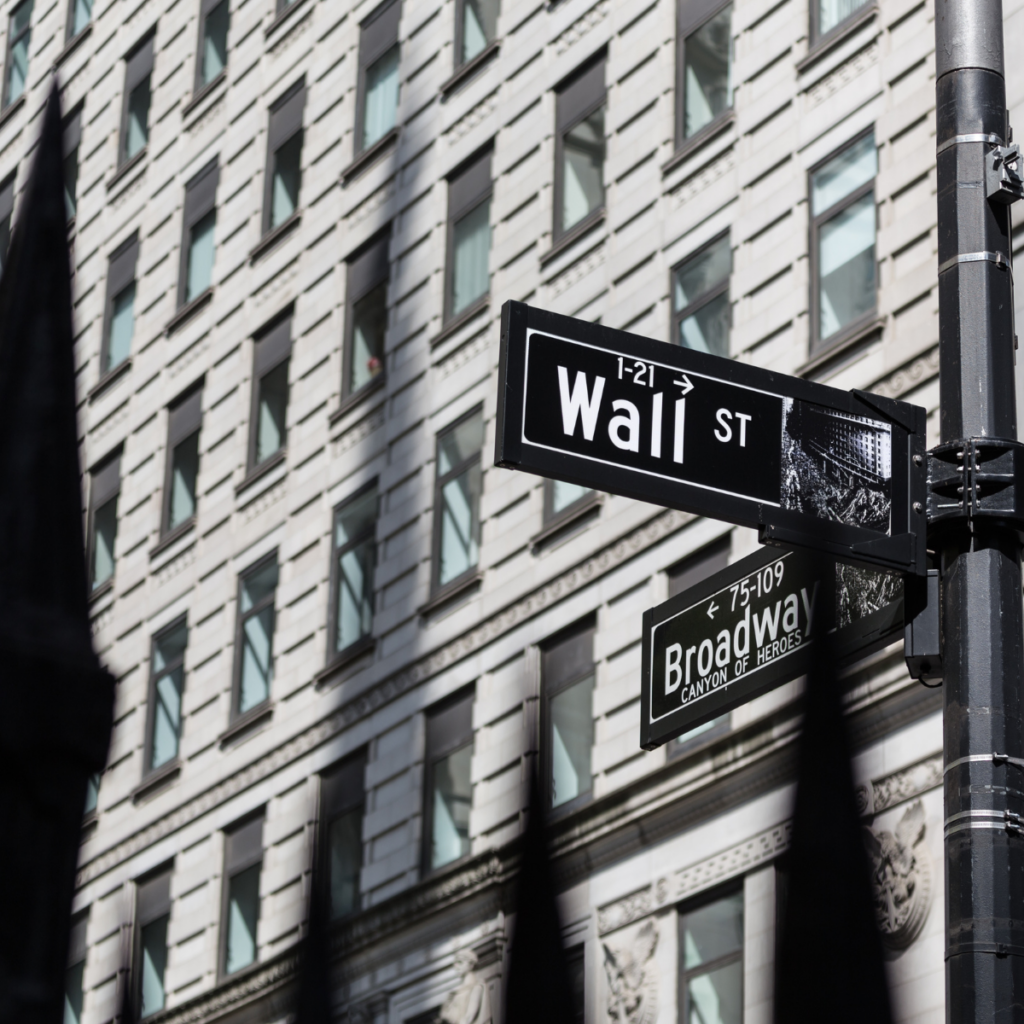 How to buy and invest in US stocks in Australia (2022 guide) Blog Syfe AU