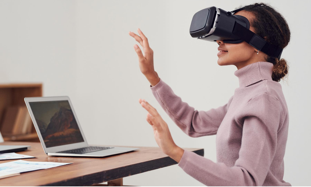 5 Things To Know About The Nasdaq 100 - Connect