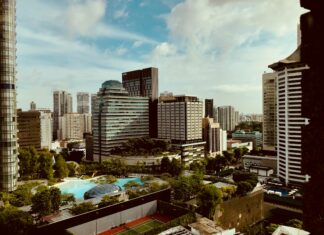 singapore commercial property reits
